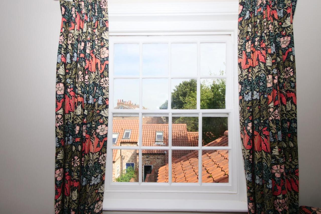 Stodham House With Minster Views! Villa York Exteriör bild